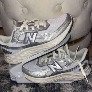 New balance arishi
